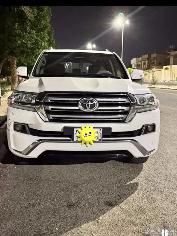 جيب لاند كروزر جي اكس ار ثمانية سلندر موديل 2017 20