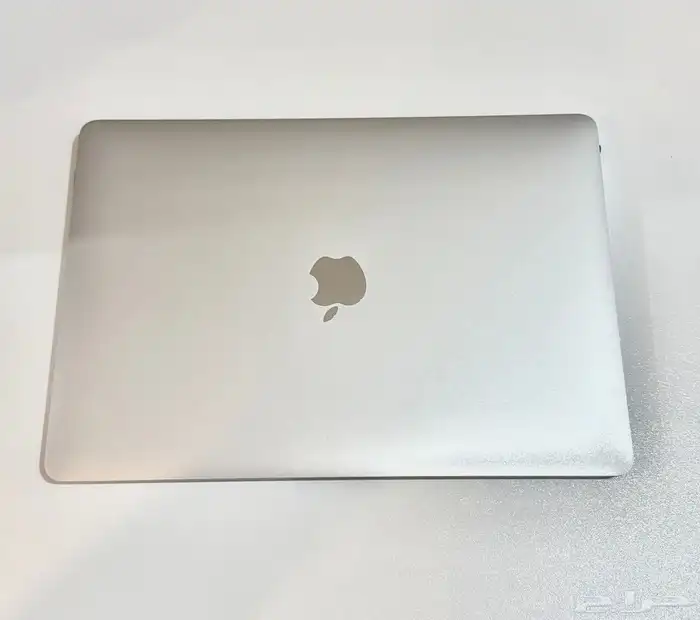 ماك بوك MacBook جديد مناسب للدراسة 9