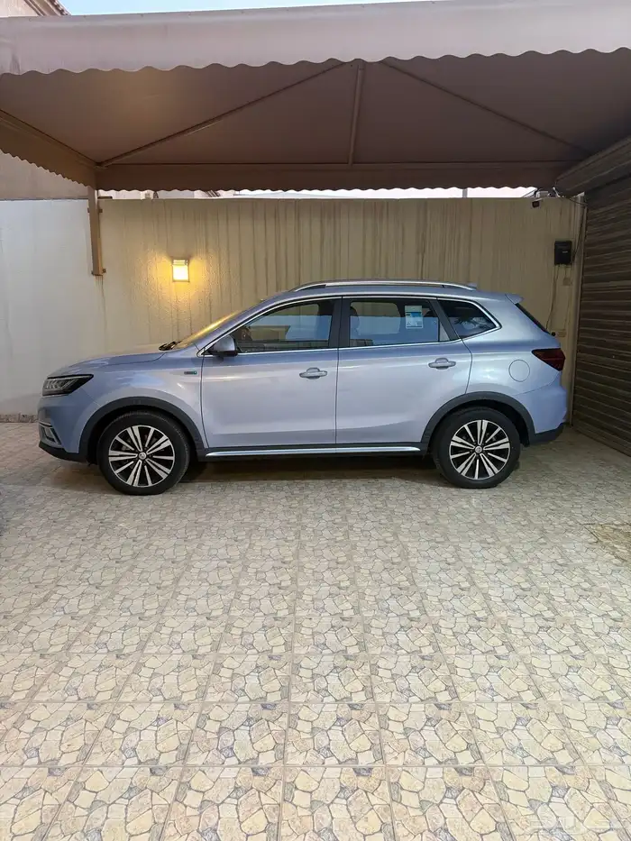 ام جي 2022 RX5 0
