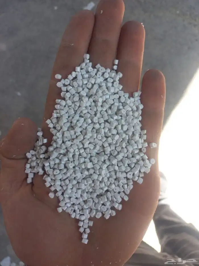 بلاستيك مجروش و pet Flakes للبيع (حاويات فقط) 3