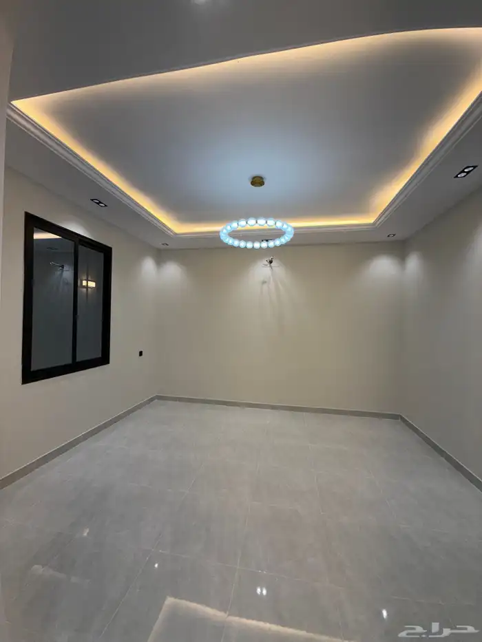 للبيع ادوار ارضيه. وروفات علويه بالقرب من مطار ابها الدولي 17