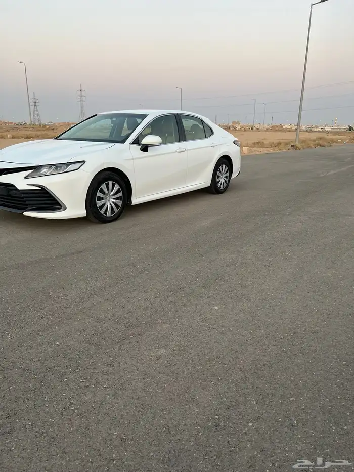 للبيع كامري مديل 2022 شرط 5