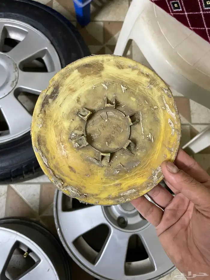 جنوط كامري GLI مع اغطية اصلية 5