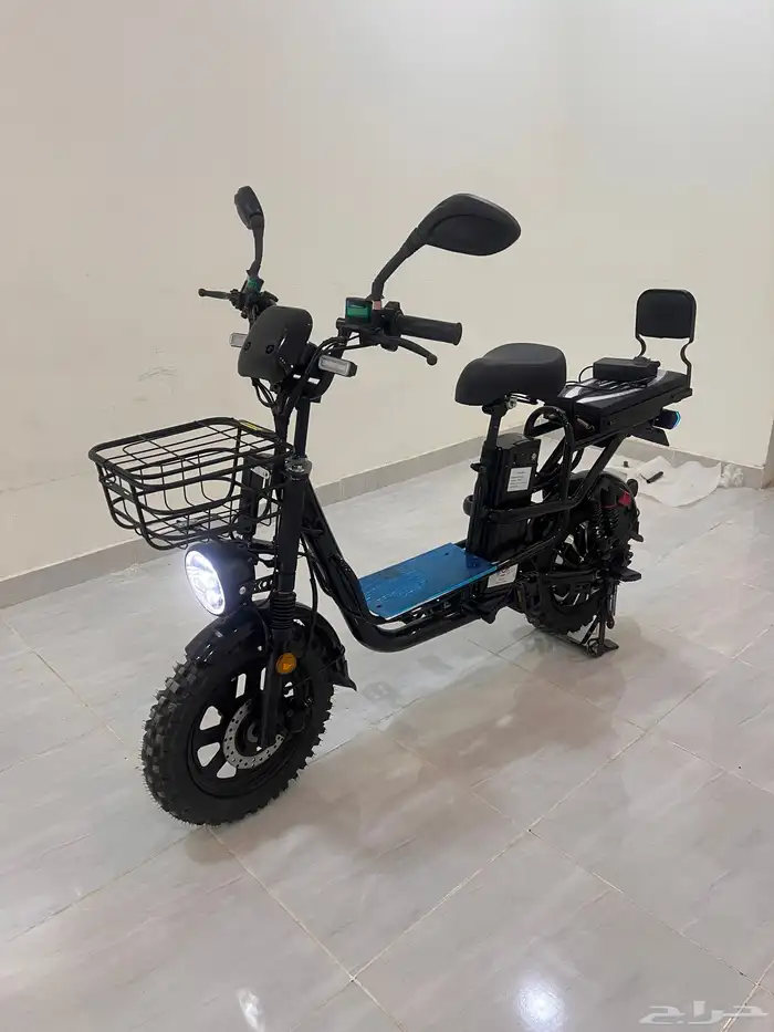 دراجة كهربائية هوئية (سكوتر) 1
