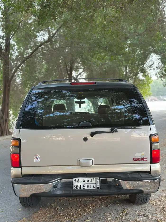 يوكن 2006 بحالة الوكاله ع يدنا 4