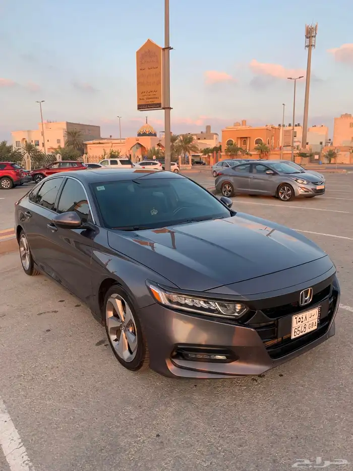 هوندا اكورد 8