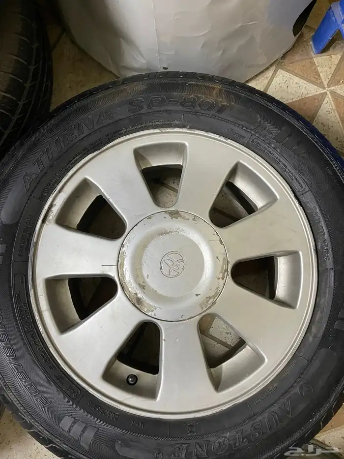 جنوط كامري GLI مع اغطية اصلية 4