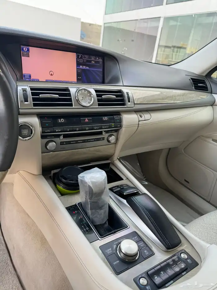 لكزس LS460L 2013 6