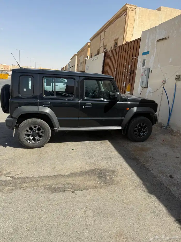 سوزوكي جمني 2025 0