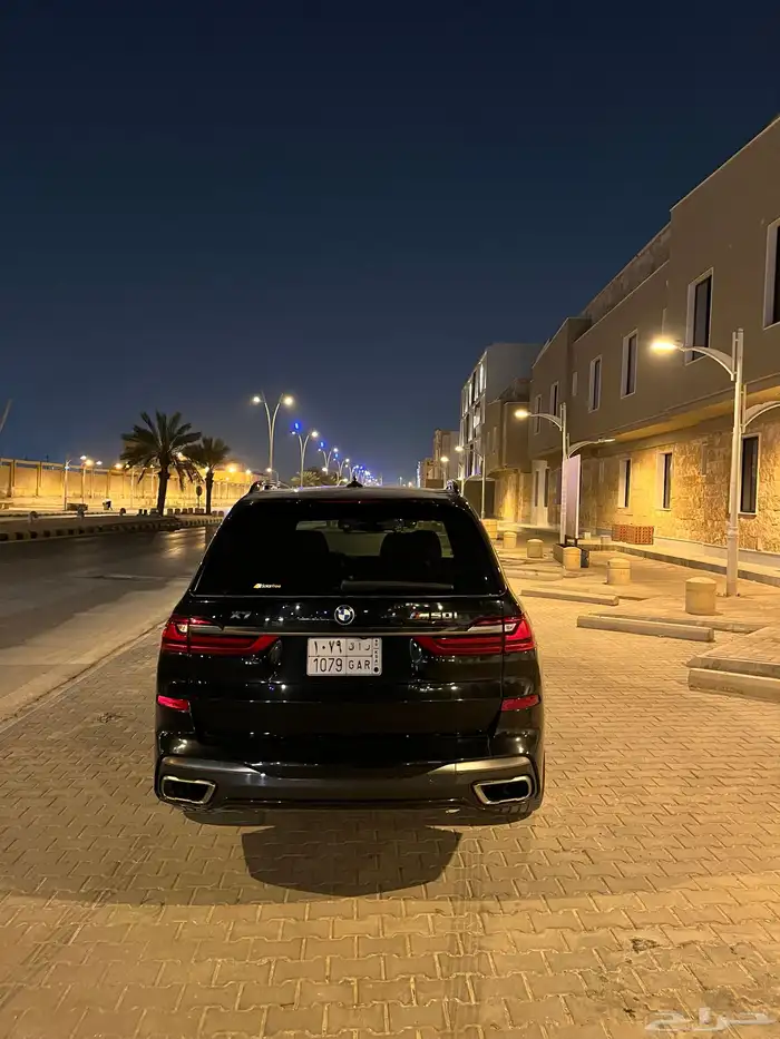 بي ام x7 2022 3