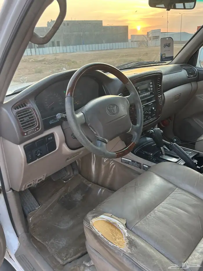 لاندكروزر VX-R فل كامل 6