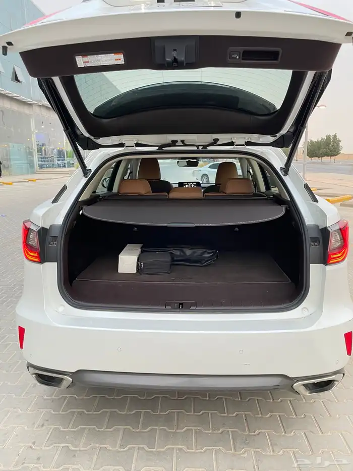 لكزس RX2019 سعودي 16