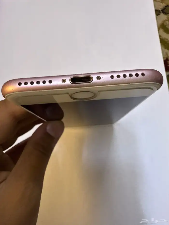 ايفون 7 للبيع 4