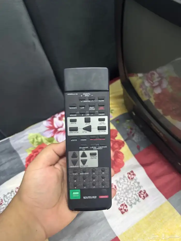 تلفزيون قديم من شركة alwa أبو انتل مع الريموت الأصلي 10