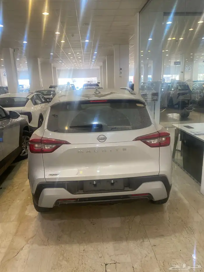 نيسان مجنيت 2025 2