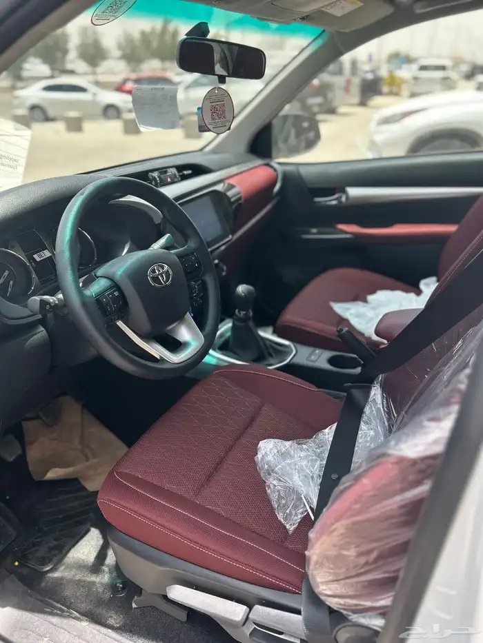 تويوتا هايلوكس غمارتين GLX-2 بنزين جنوط 121700 شامل الضريبة 4