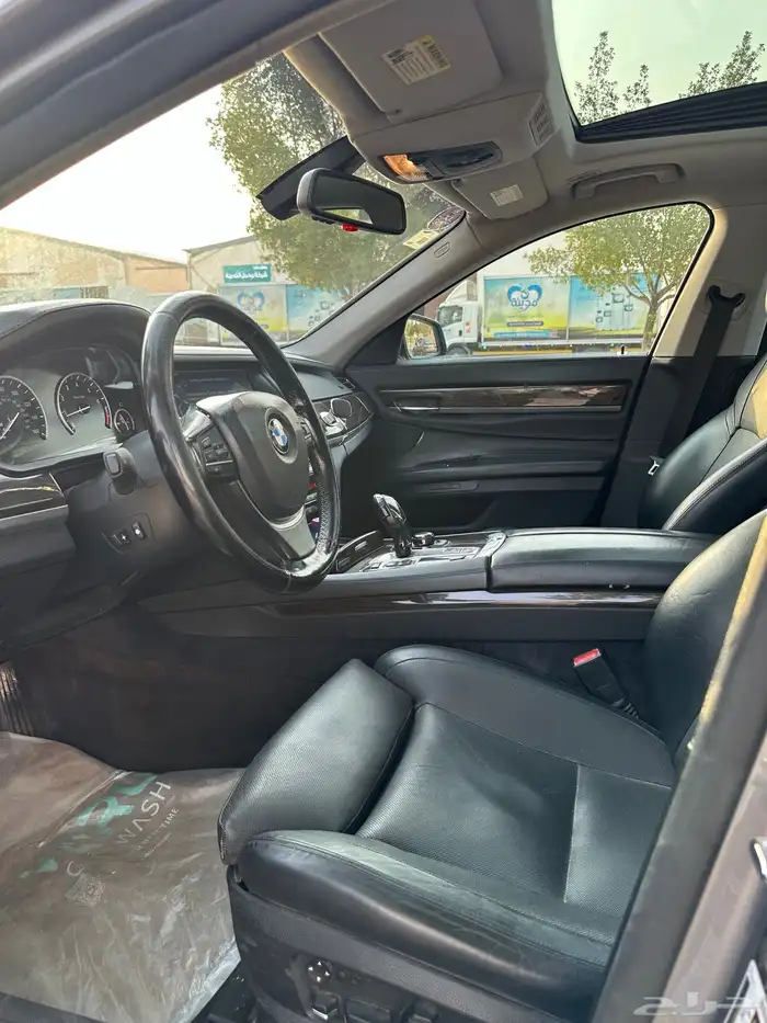 بي ام دبليو BMW 750Li 4