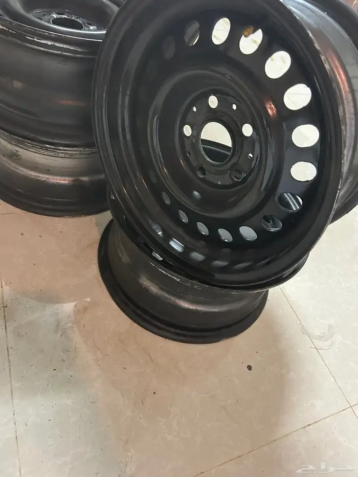 جنوط مرسيدس تركب للهايلكس 0