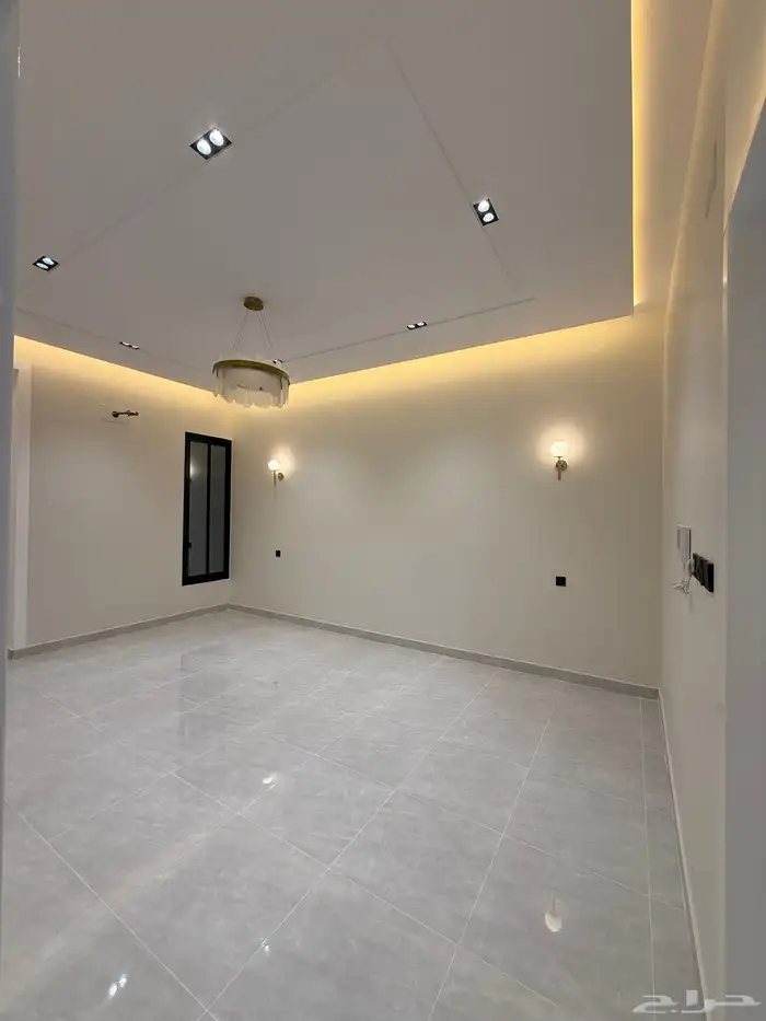 للبيع ادوار ارضيه. وروفات علويه بالقرب من مطار ابها الدولي 15