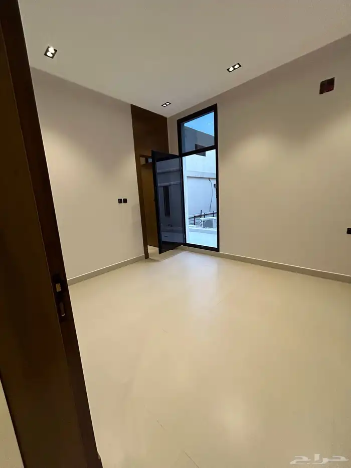 فلل دبلكس للبيع حي الخليج 11
