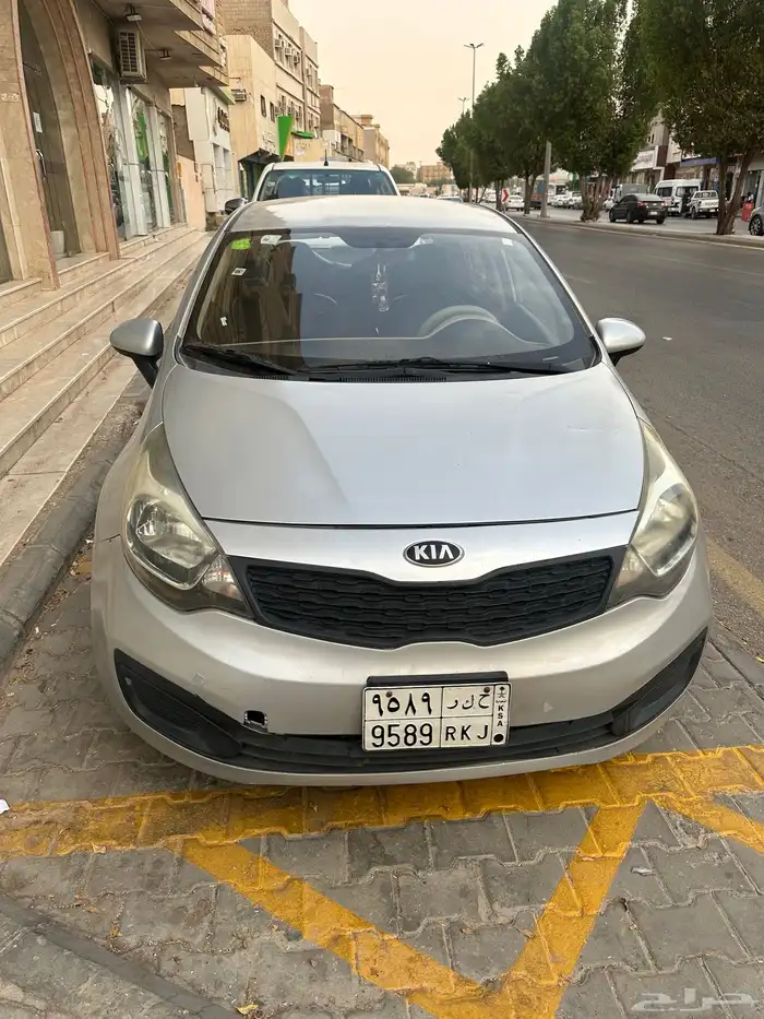 كيا ريو 2015 حاله ممتازة 4