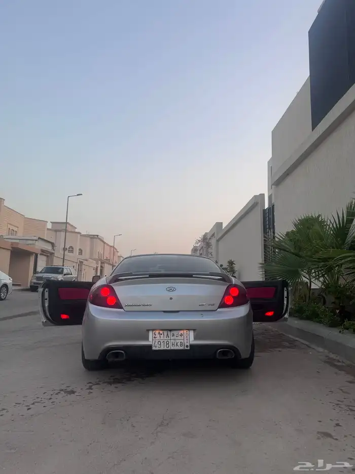 سيارة رياضية مخزنه ممشي 128 باب واحد سبورت مميزة وملفته جدا 4