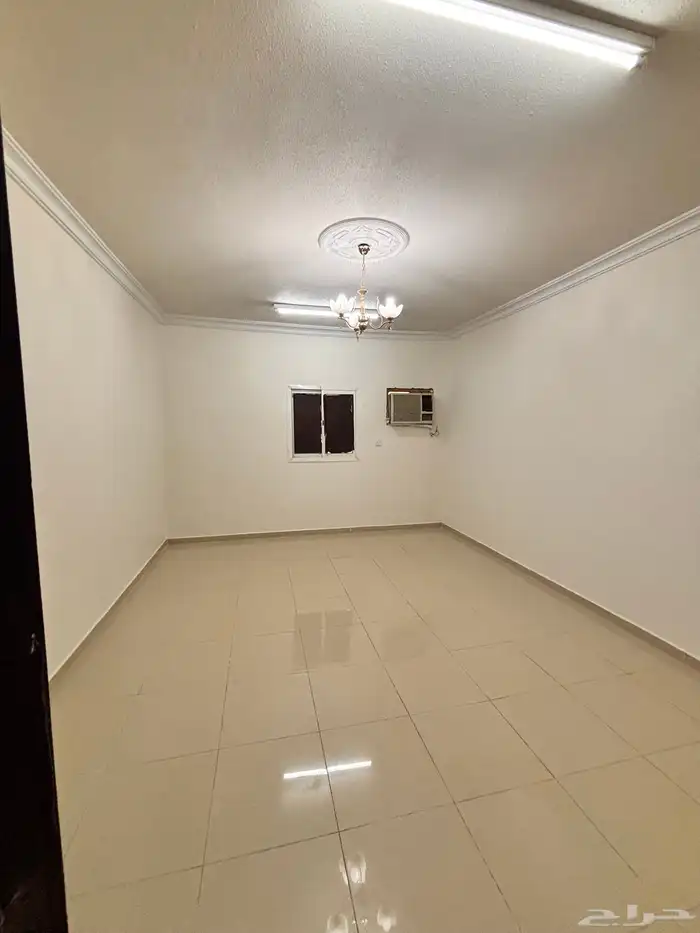 شقة عوائل للايجار في المونسيه 0
