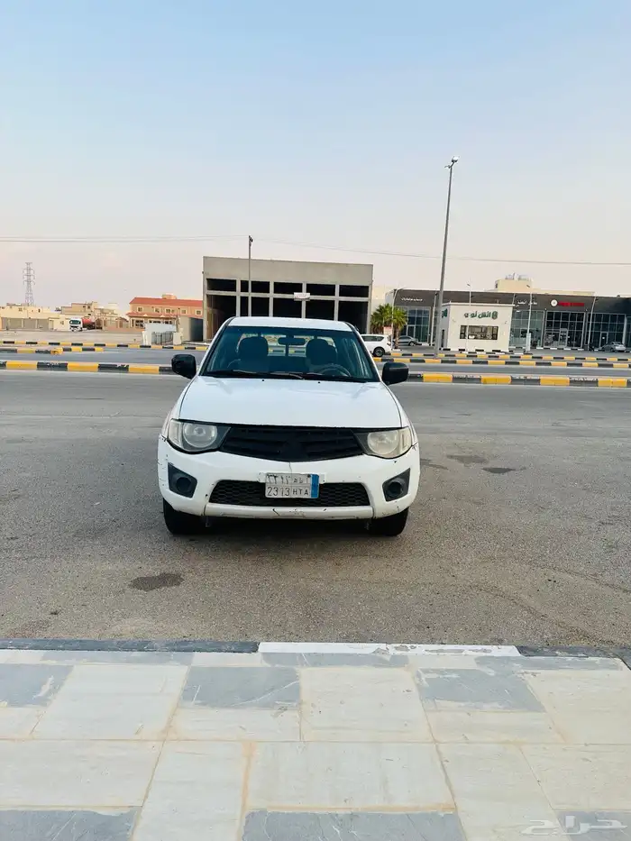 للبيع ميتسيوبيشي بكب غمارتين L200 4