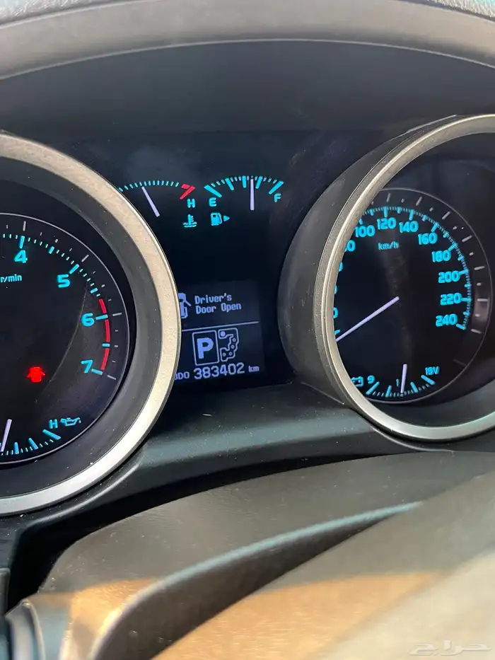 Land Cruiser VXR 2010 12