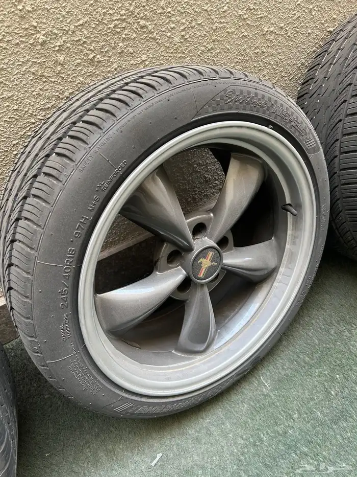 للبيع جنوط موستنق بوليت عرضين بكفراتها 1