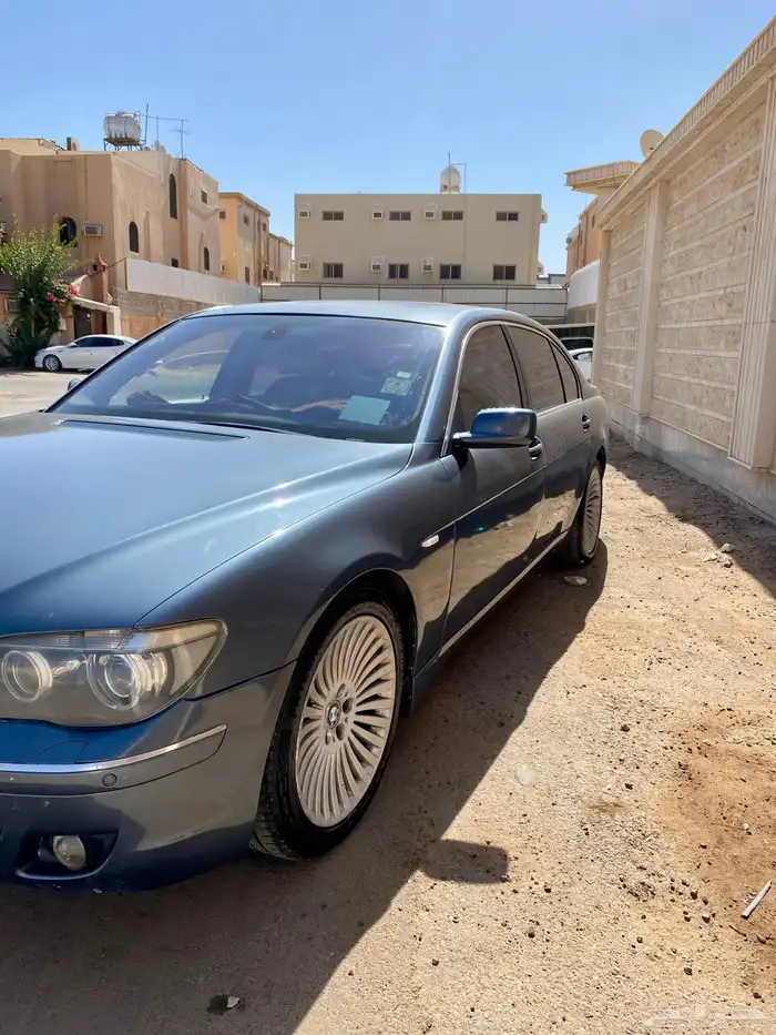 BMW 750Li 2