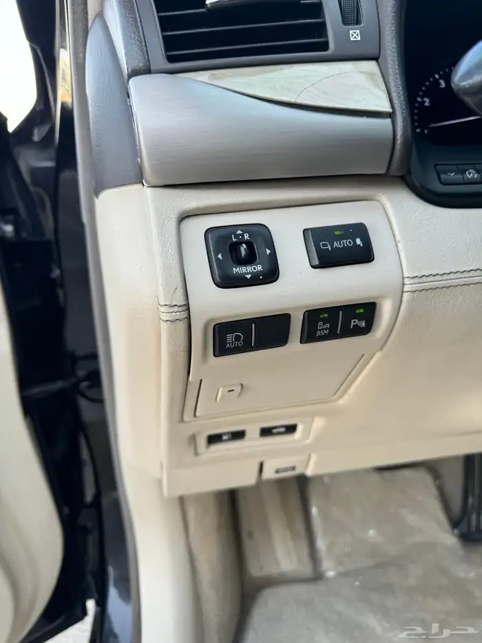 لكزس LS460L 2013 8