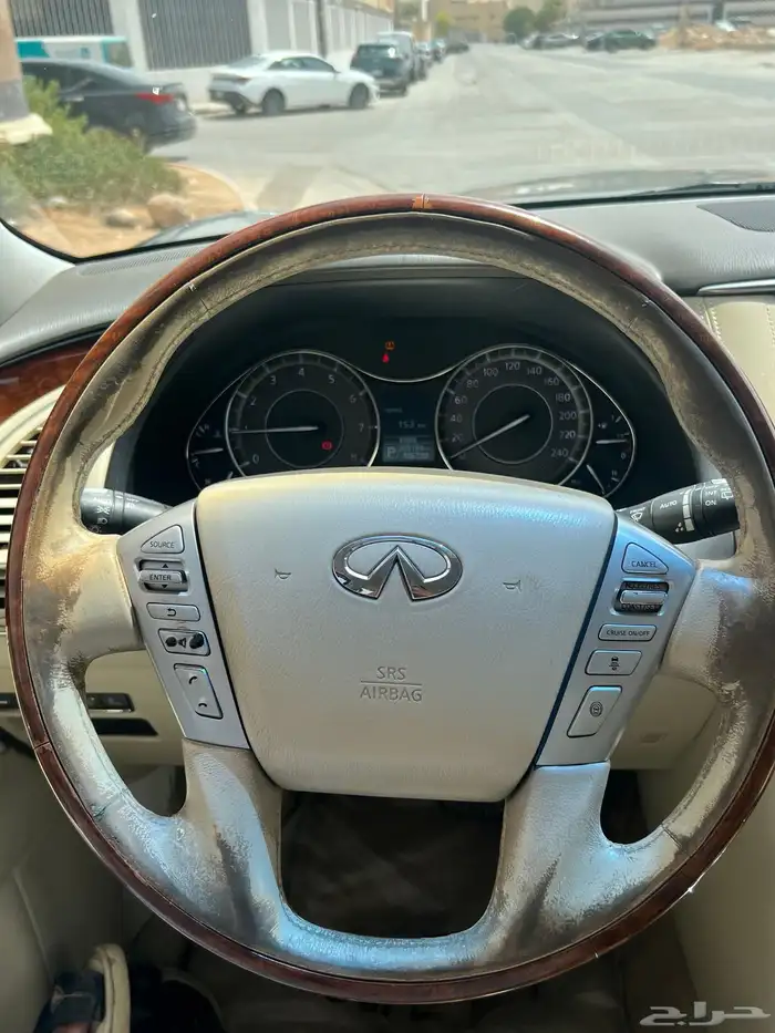 انفينتي 10