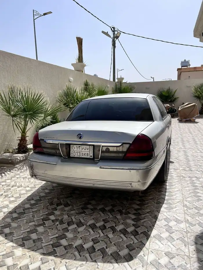 فورد ماركيز 2010 4