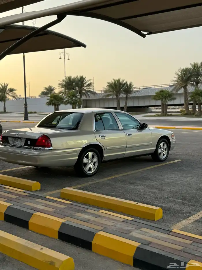 فورد فكتوريا سعودي 2012 4