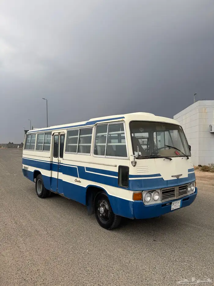 للبيع باص مديل 81 بدون استماره مسقط . 0