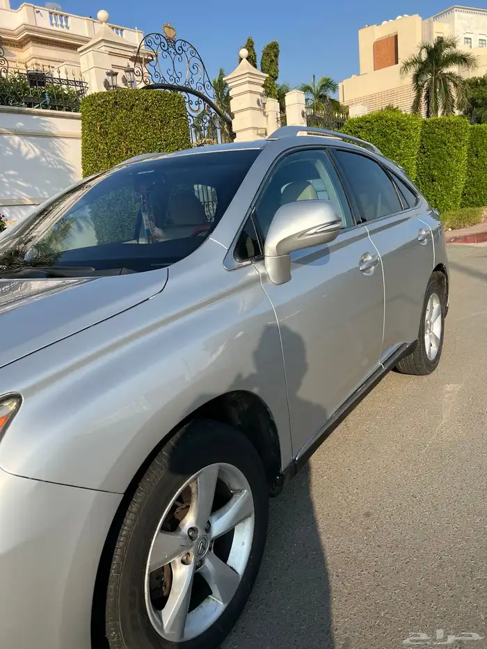 جيب لكزس RX350 مديل 2011 9