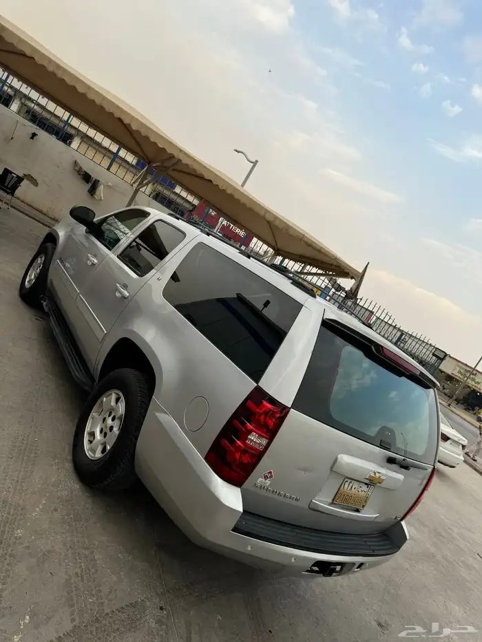 تاهو طويل 2010نضيف 1