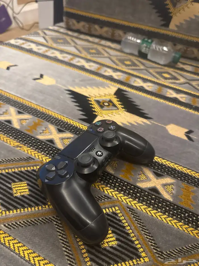 يد سوني فور سليمه كليا  و سبب البيع شريت سوني فايف 0