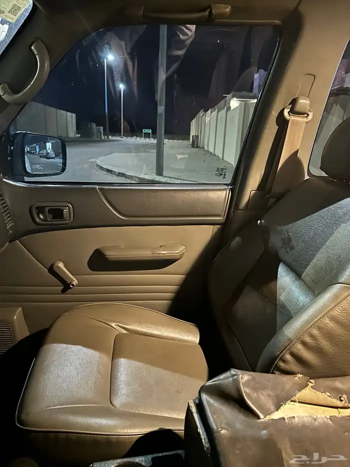 نيسان 3