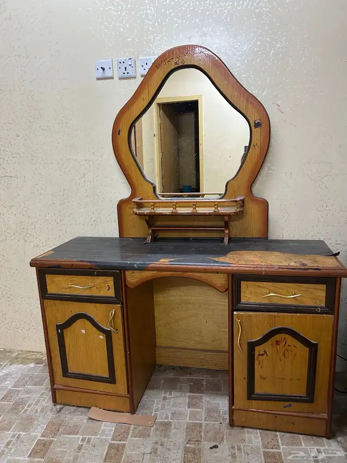 دولاب وتسريحه 1