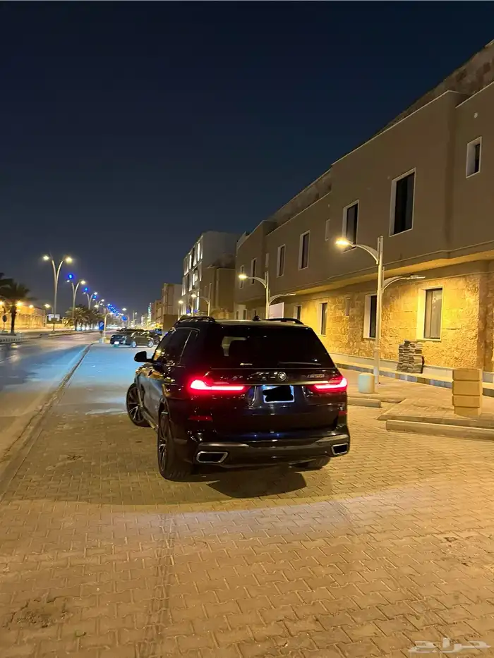 بي ام x7 2022 7