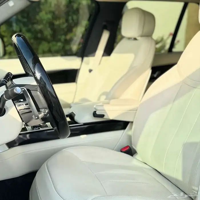 رنج روفر 2023 V8 8