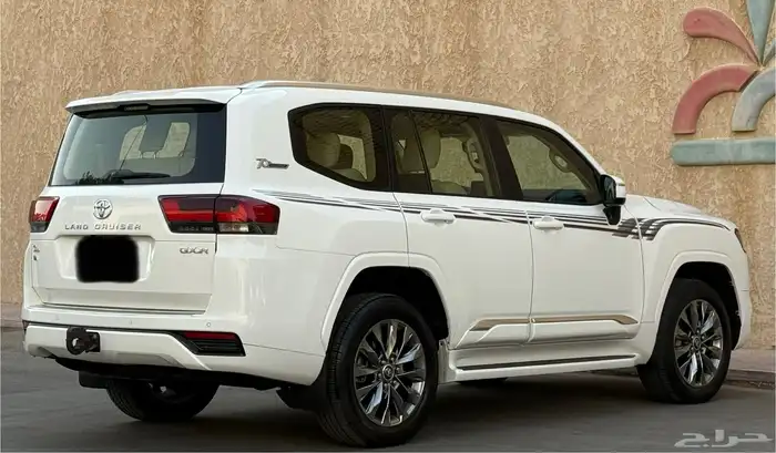 لندكروزر L4 2022 13