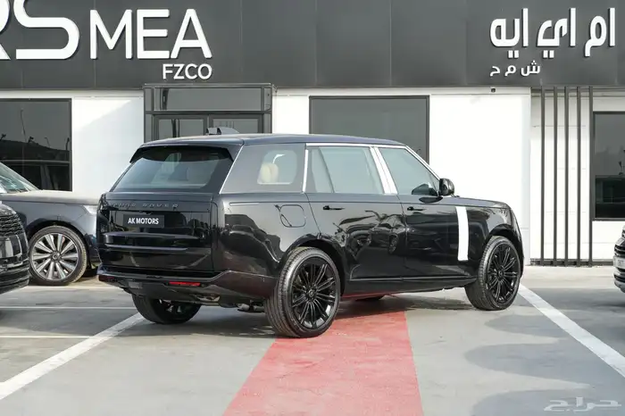 2025 رنج روفر اوتوبيوجرافي V8 LWB ضمان خمس سنوات جديد اصفار 3