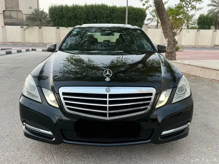 مرسيدس ( E300 ) الموديل 2012 جفالي نظيفه 3