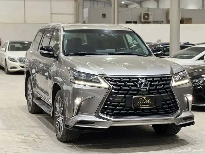 لكزس LX600 موديل 2016 2