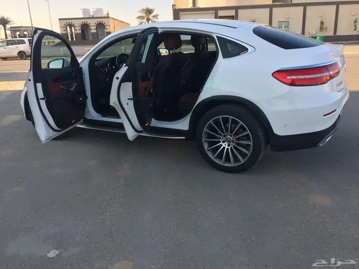 للبيع مرسيدس GLC 300 Coupe كوب موديل 2019 سعودي جفالي 4