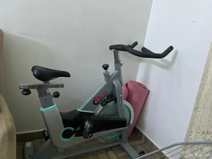 دراجه رياضيه من ماركة Health Stream. 2