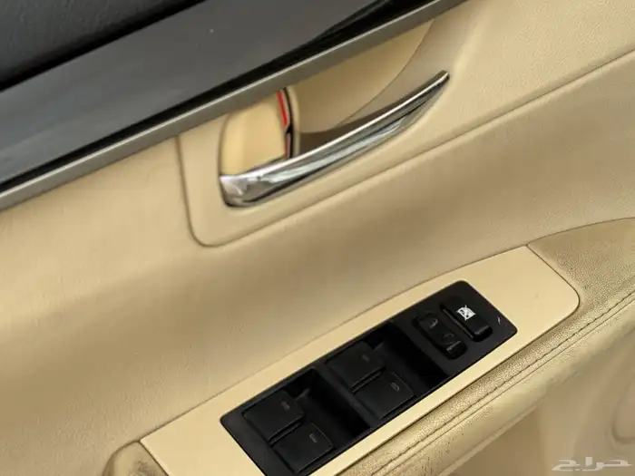 لكزس ES250 بنزين 2014 3